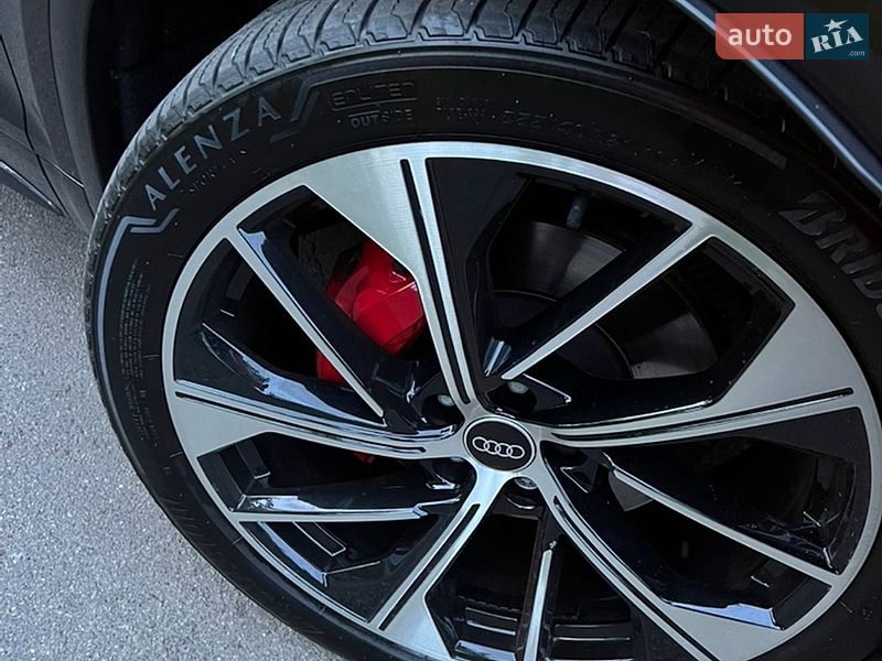 Позашляховик / Кросовер Audi SQ5 2020 в Києві
