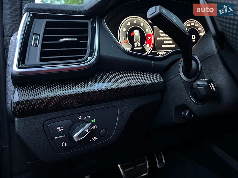 Позашляховик / Кросовер Audi SQ5 2020 в Києві