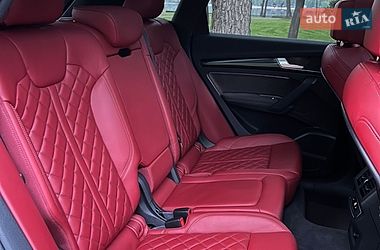 Позашляховик / Кросовер Audi SQ5 2020 в Києві