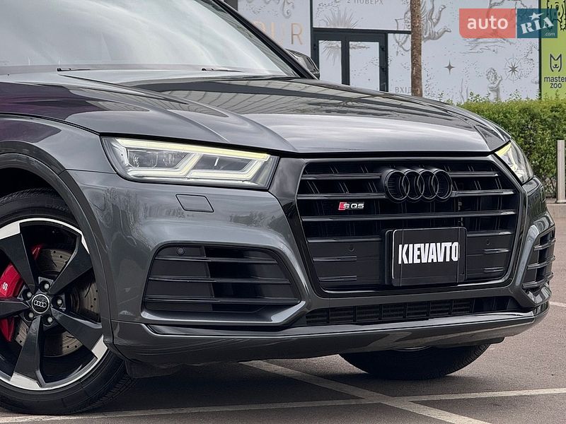 Внедорожник / Кроссовер Audi SQ5 2019 в Киеве
