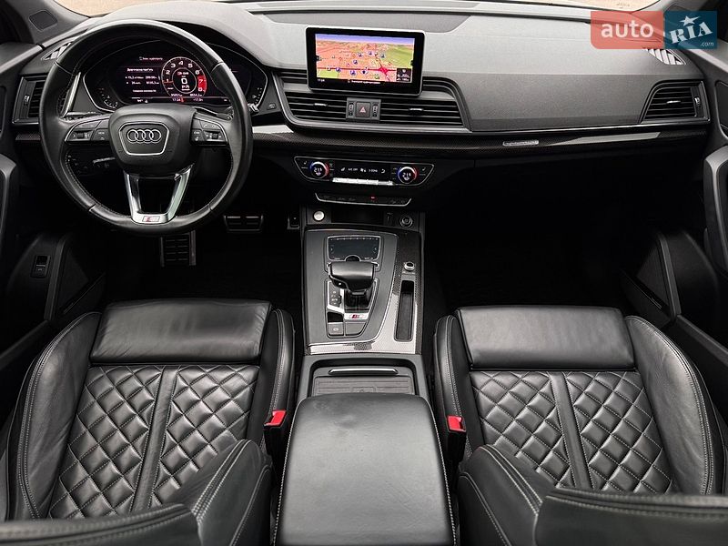 Внедорожник / Кроссовер Audi SQ5 2019 в Киеве