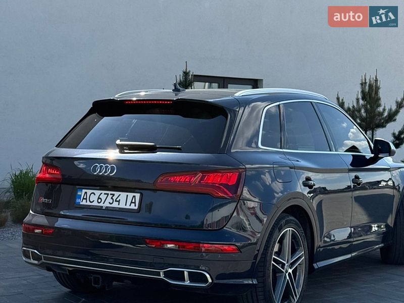Позашляховик / Кросовер Audi SQ5 2017 в Луцьку
