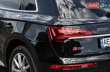 Позашляховик / Кросовер Audi SQ5 2021 в Дніпрі
