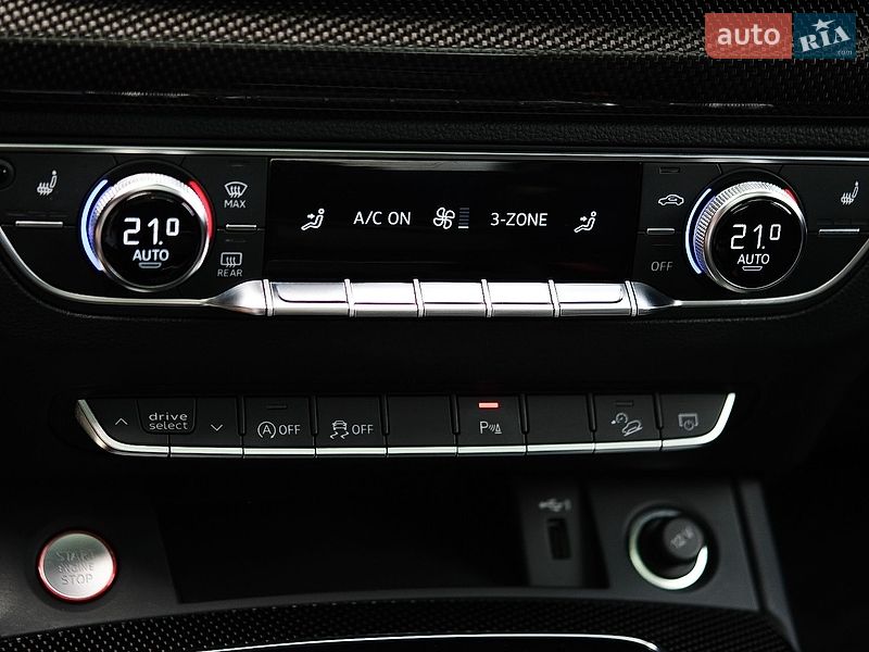 Внедорожник / Кроссовер Audi SQ5 2021 в Ровно