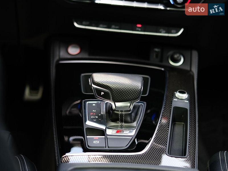 Внедорожник / Кроссовер Audi SQ5 2021 в Ровно