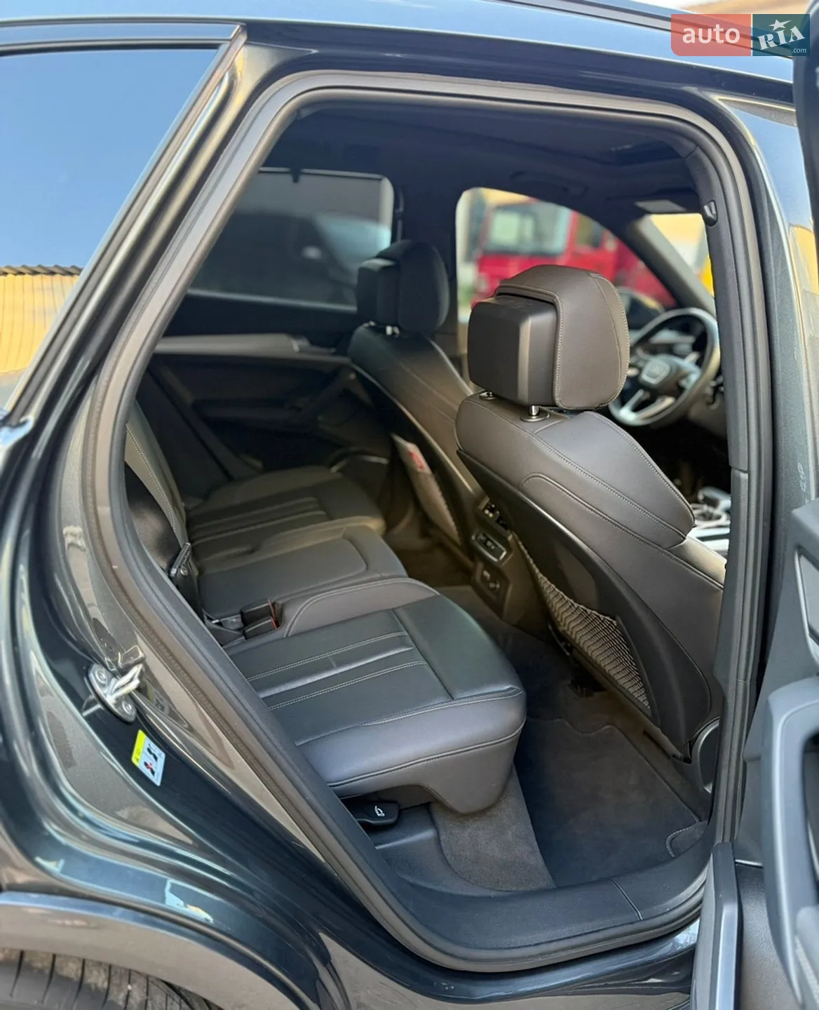 2020 Audi SQ5 - мініатюра 15