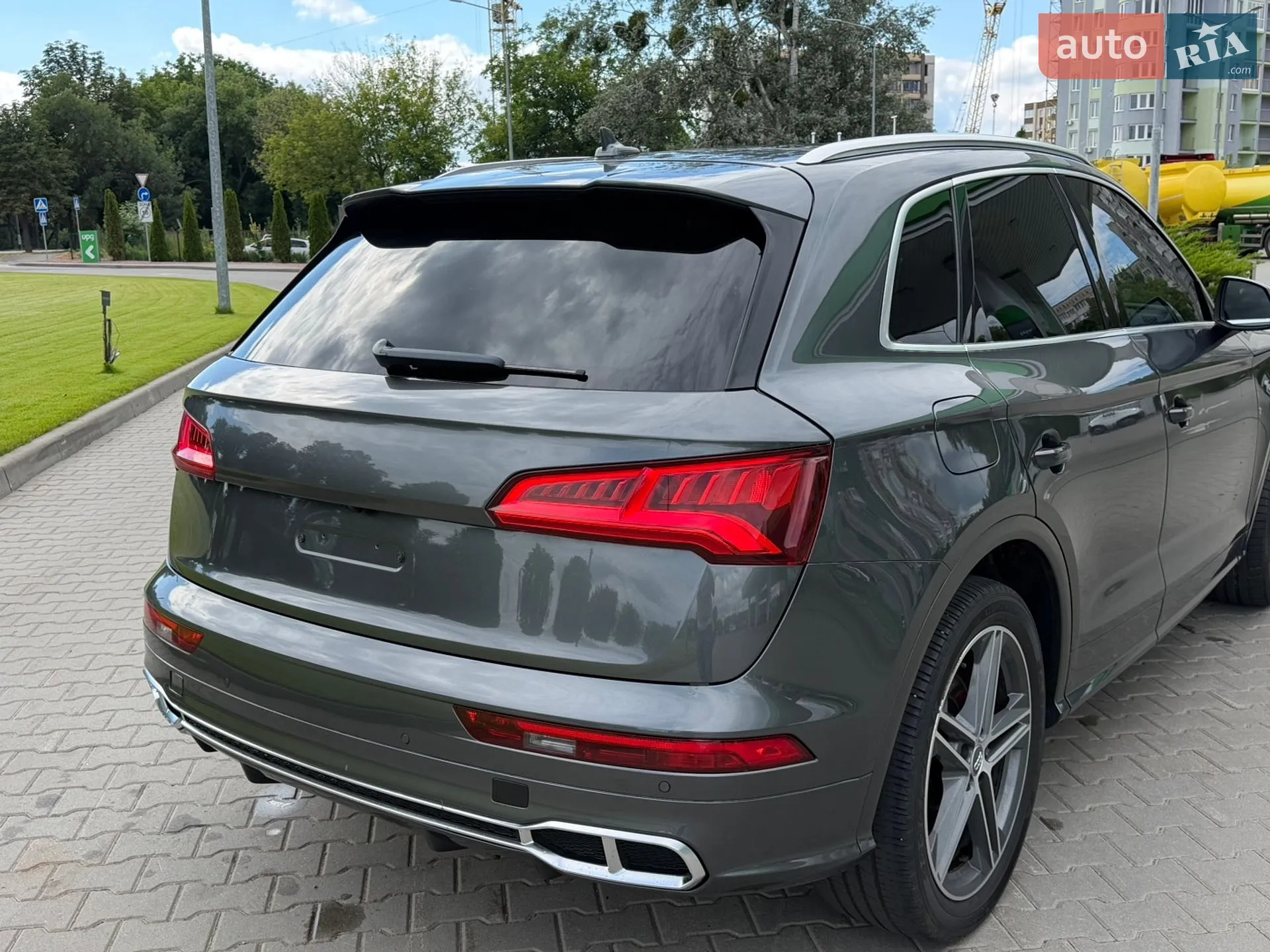 2019 Audi SQ5 - мініатюра 8