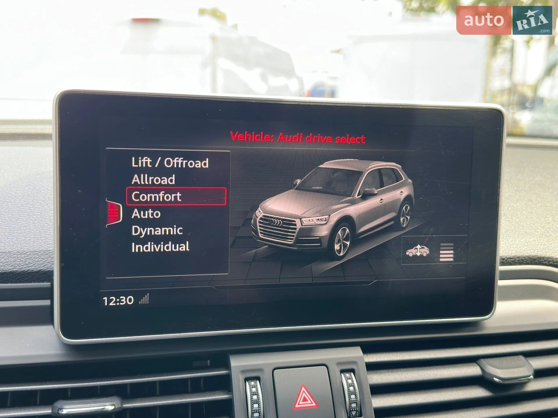 2019 Audi SQ5 - мініатюра 28