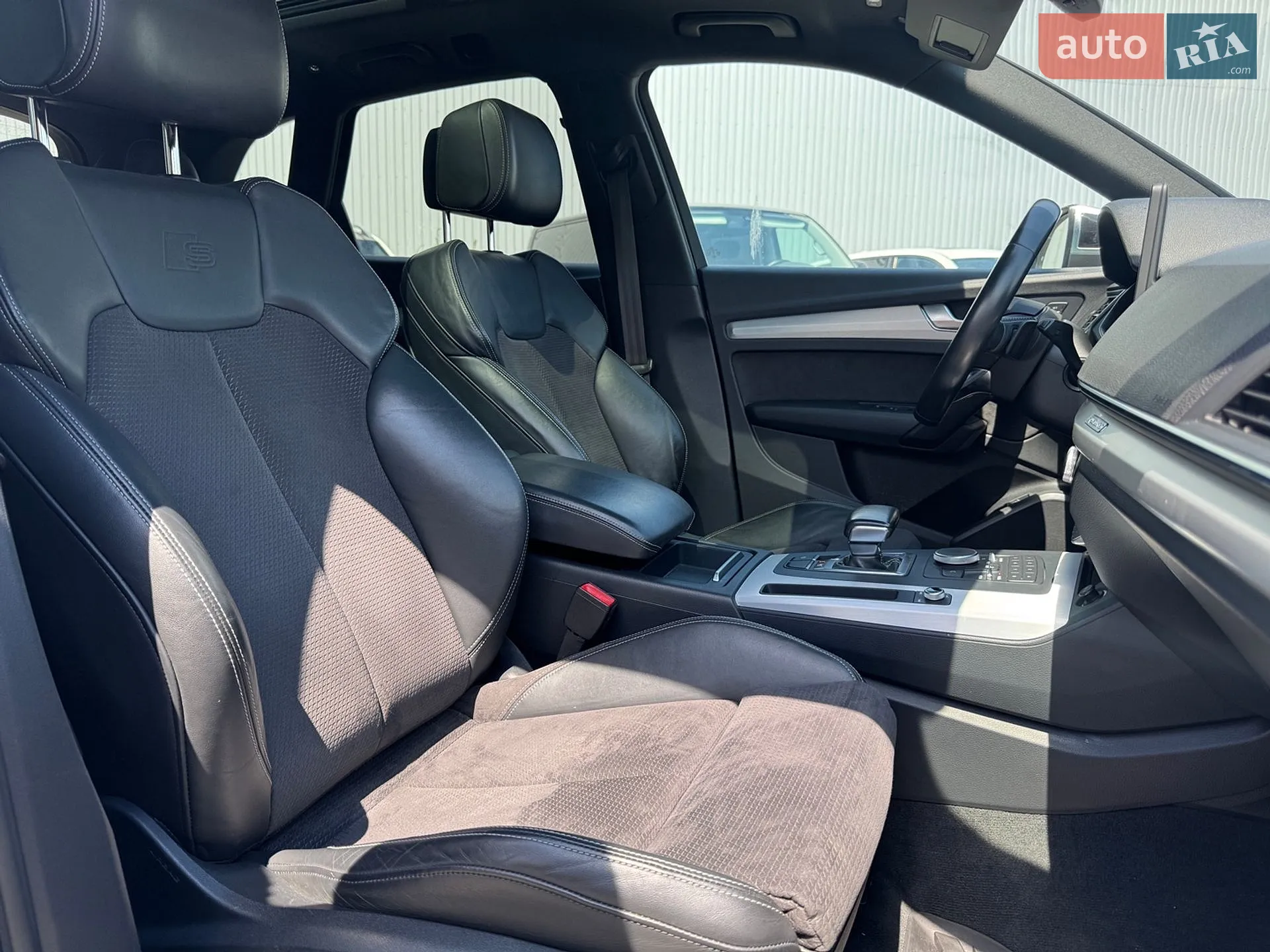 2019 Audi SQ5 - мініатюра 9