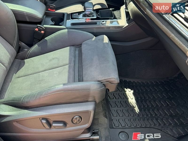 Позашляховик / Кросовер Audi SQ5 2023 в Дніпрі