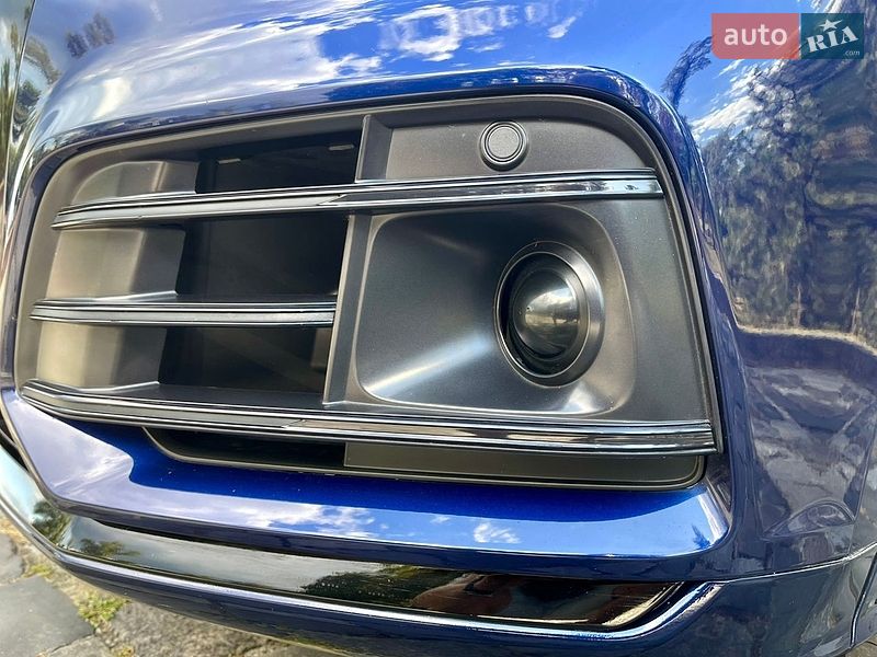 Внедорожник / Кроссовер Audi SQ5 2020 в Киеве