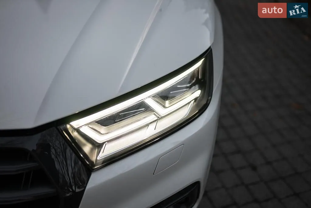 2019 Audi SQ5 - мініатюра 9
