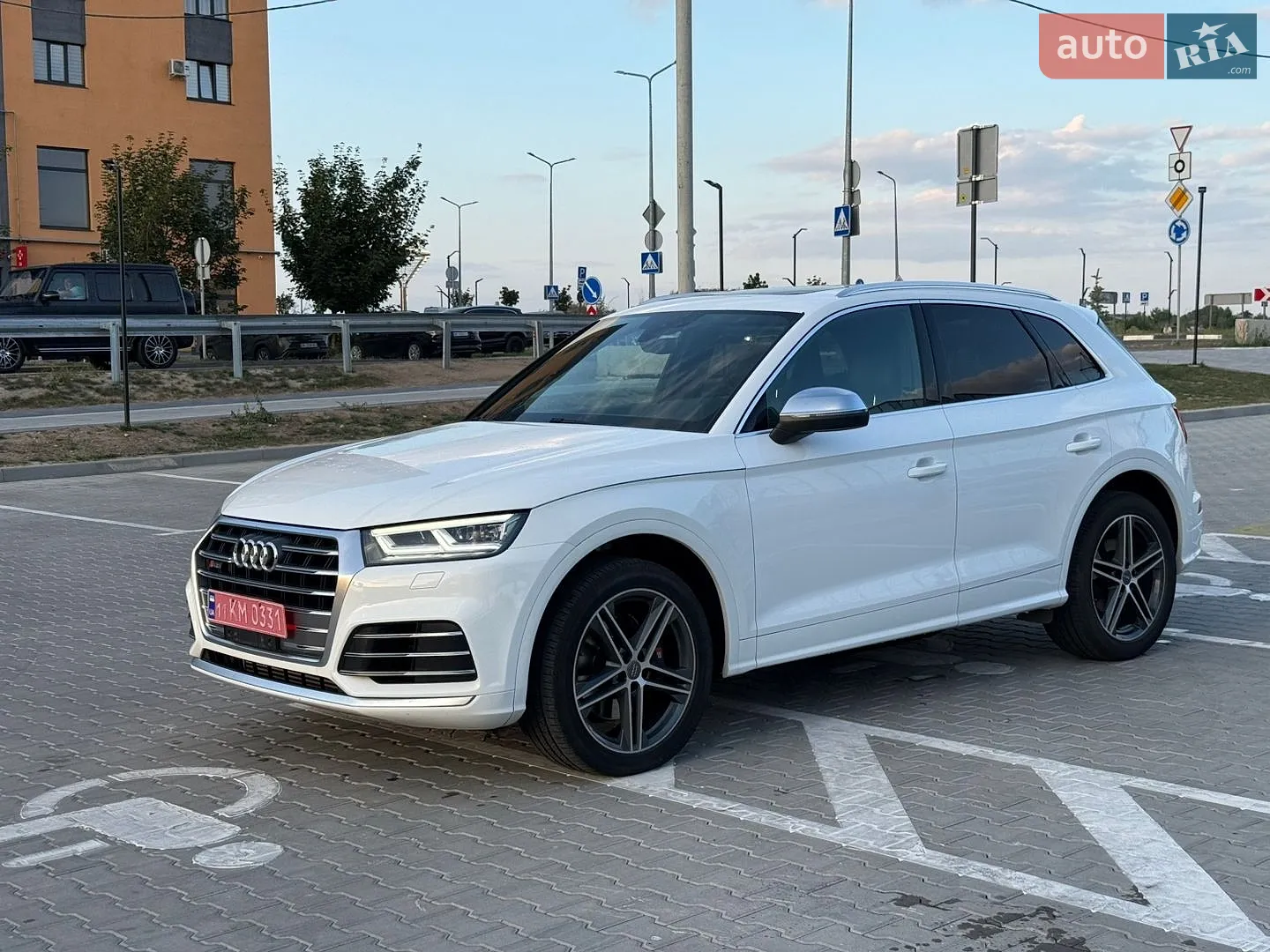 2019 Audi SQ5 - мініатюра 11