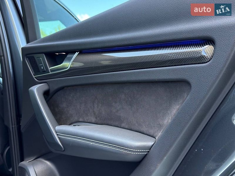 Позашляховик / Кросовер Audi SQ5 2017 в Луцьку
