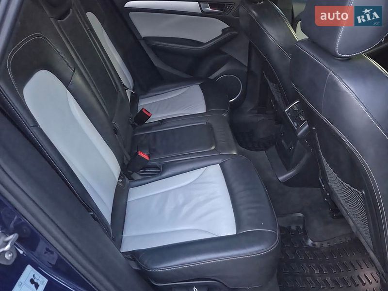 Позашляховик / Кросовер Audi SQ5 2014 в Харкові