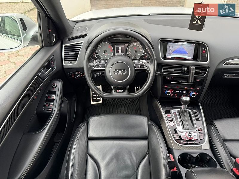 Внедорожник / Кроссовер Audi SQ5 2013 в Мукачево