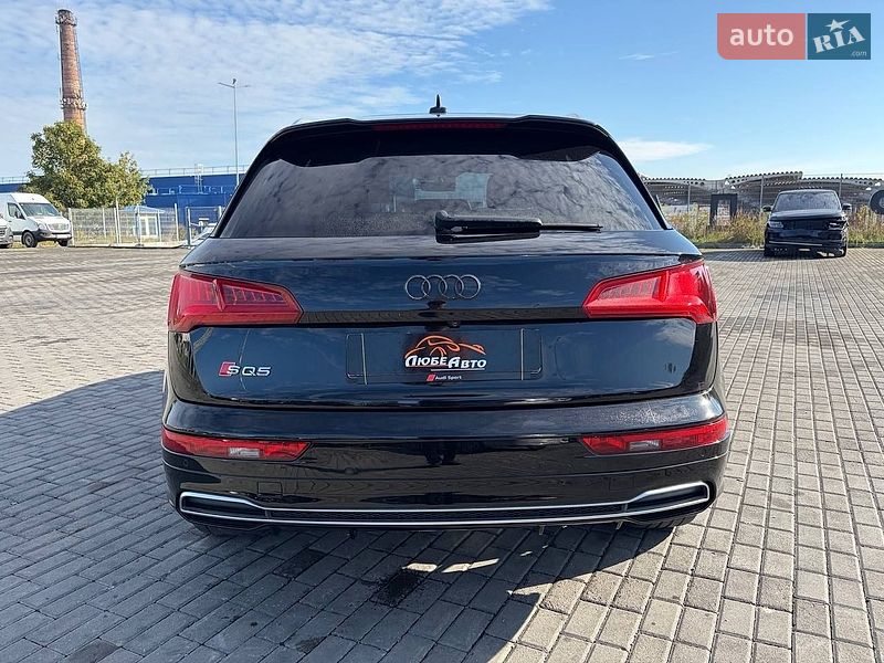 Позашляховик / Кросовер Audi SQ5 2017 в Львові