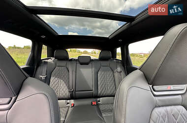 Внедорожник / Кроссовер Audi SQ6 e-tron 2024 в 