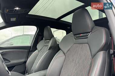 Внедорожник / Кроссовер Audi SQ6 Sportback e-tron 2024 в 