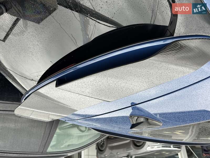 Позашляховик / Кросовер Audi SQ6 Sportback e-tron 2024 в Чернівцях