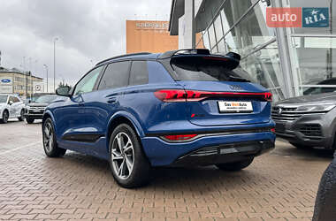 Внедорожник / Кроссовер Audi SQ6 Sportback e-tron 2024 в 