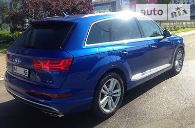 Внедорожник / Кроссовер Audi SQ7 2016 в 