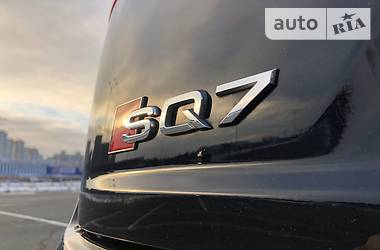 Внедорожник / Кроссовер Audi SQ7 2016 в Киеве