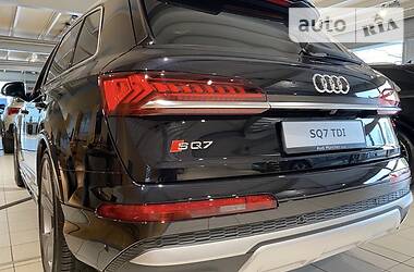 Позашляховик / Кросовер Audi SQ7 2020 в Києві