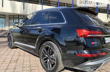 Позашляховик / Кросовер Audi SQ7 2020 в Києві