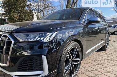 Позашляховик / Кросовер Audi SQ7 2020 в Києві