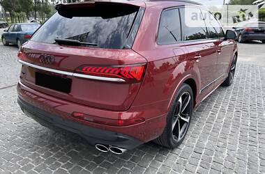Позашляховик / Кросовер Audi SQ7 2020 в Дніпрі