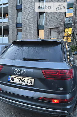 Внедорожник / Кроссовер Audi SQ7 2018 в Львове