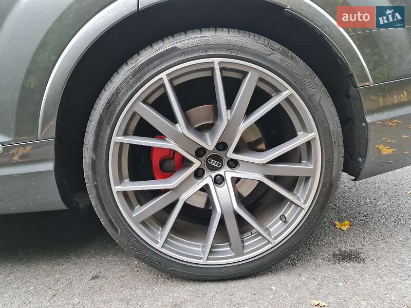 Позашляховик / Кросовер Audi SQ7 2017 в Бердичеві