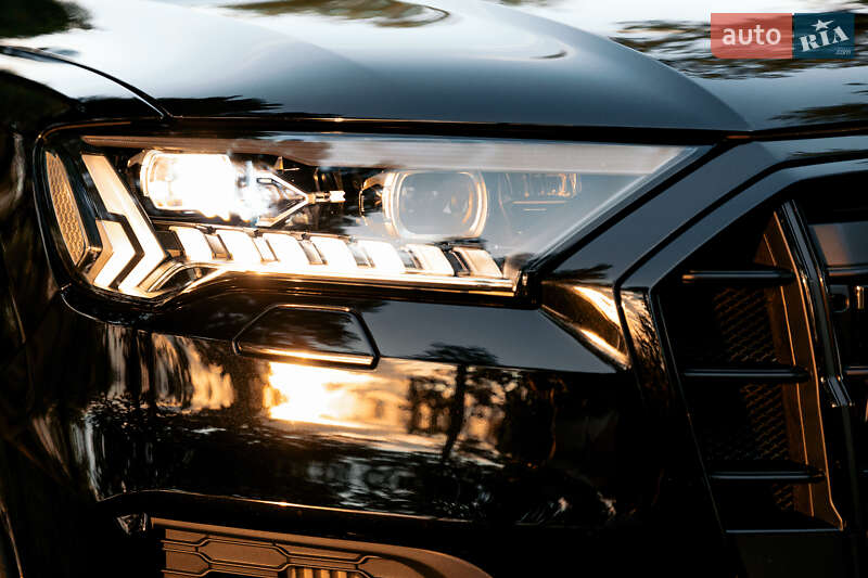 Внедорожник / Кроссовер Audi SQ7 2021 в Львове