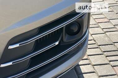 Внедорожник / Кроссовер Audi SQ7 2016 в 