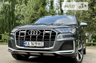 Внедорожник / Кроссовер Audi SQ7 2021 в 