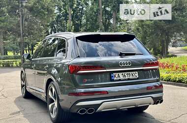 Внедорожник / Кроссовер Audi SQ7 2021 в 