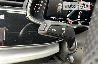 Внедорожник / Кроссовер Audi SQ7 2021 в 