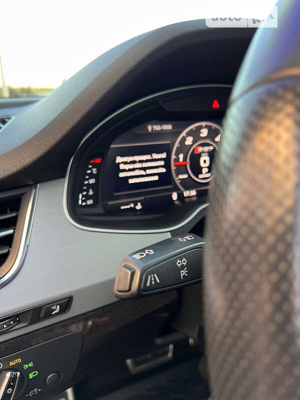 Позашляховик / Кросовер Audi SQ7 2017 в Києві