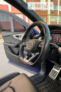 Внедорожник / Кроссовер Audi SQ7 2017 в 