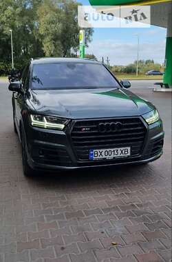 Позашляховик / Кросовер Audi SQ7 2017 в Хмельницькому