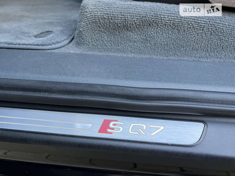 Внедорожник / Кроссовер Audi SQ7 2018 в Тернополе фото 81 Внедорожник / Кроссовер Audi SQ7 2018 в Тернополе