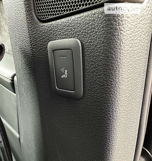 Внедорожник / Кроссовер Audi SQ7 2018 в Киеве фото 20 Внедорожник / Кроссовер Audi SQ7 2018 в Киеве