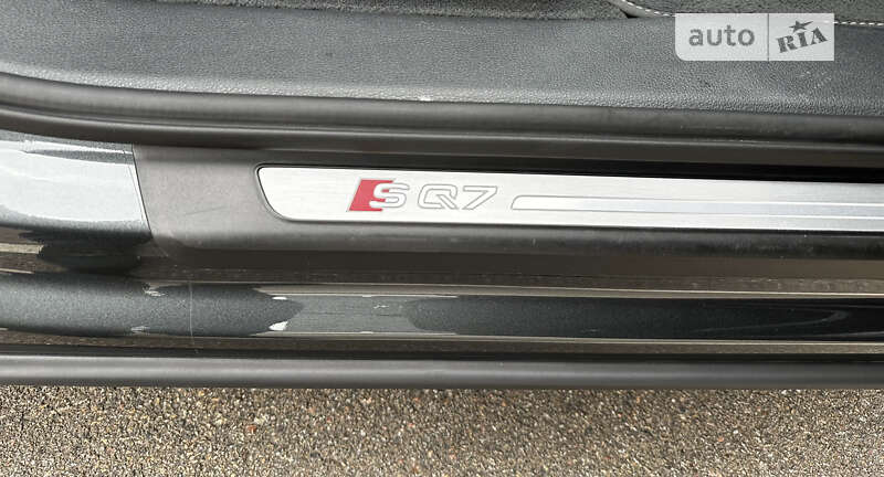 Внедорожник / Кроссовер Audi SQ7 2018 в Киеве фото 17 Внедорожник / Кроссовер Audi SQ7 2018 в Киеве