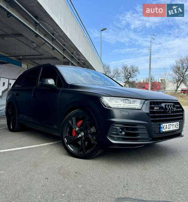 Внедорожник / Кроссовер Audi SQ7 2018 в Киеве