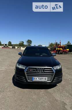 Позашляховик / Кросовер Audi SQ7 2017 в Полтаві