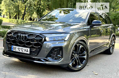 Позашляховик / Кросовер Audi SQ7 2024 в Києві