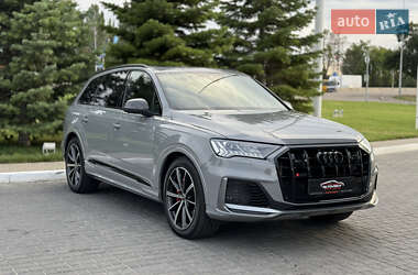 Внедорожник / Кроссовер Audi SQ7 2022 в 
