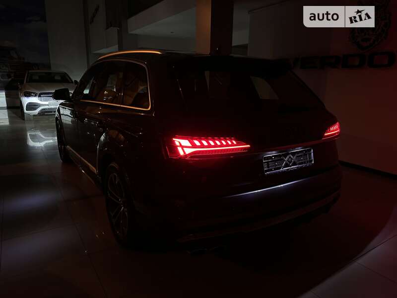 Внедорожник / Кроссовер Audi SQ7 2024 в Одессе фото 16 Внедорожник / Кроссовер Audi SQ7 2024 в Одессе