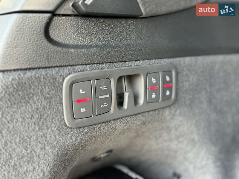 Внедорожник / Кроссовер Audi SQ7 2021 в Мукачево
